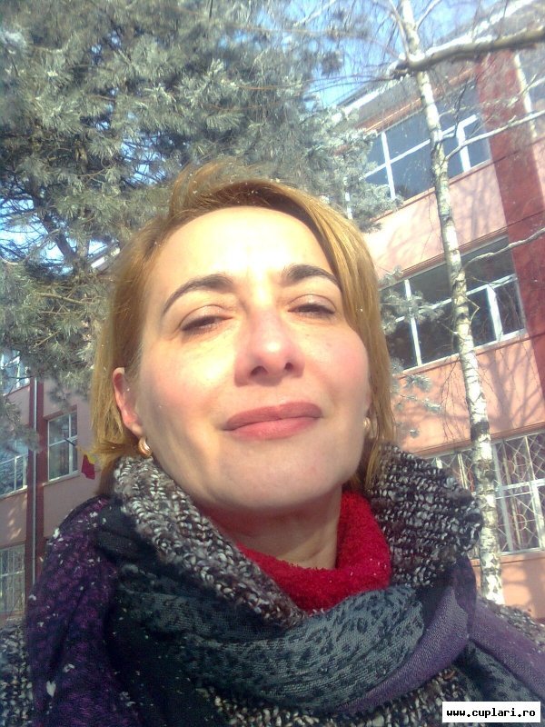 Dating femei in Challans Badoo fata caut baiat din București