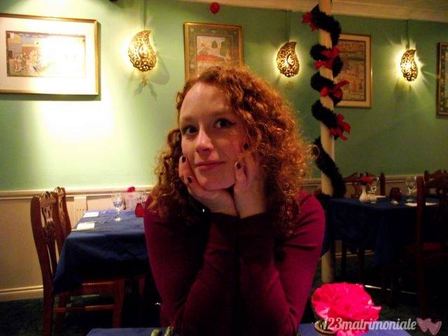 caut un tanar serios.