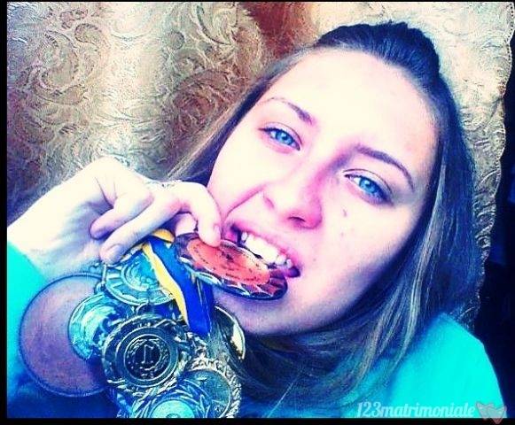 nebuna din maracineni