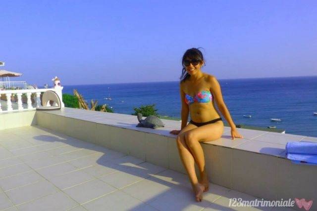 striptis pizda goala