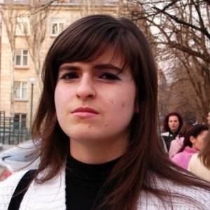Bruneta69_2hot4u
