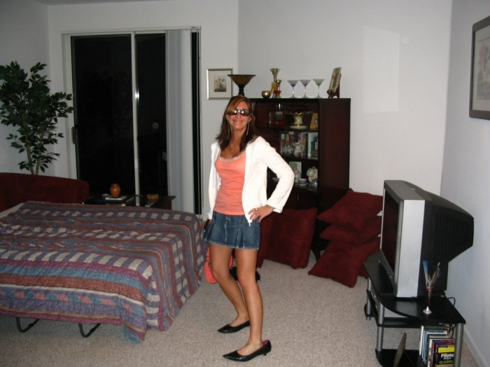 o violeaza in scara blocului video