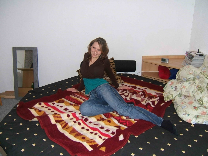 mama fute baiatul care se masturba