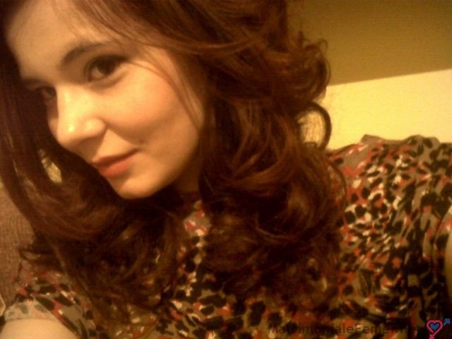 mama il prinde cand se masturbeaza