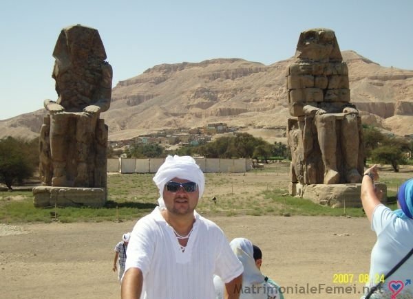 baieti fotomodel in sua