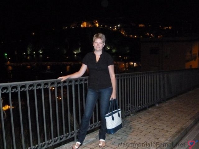 fete care fac sex arar ro