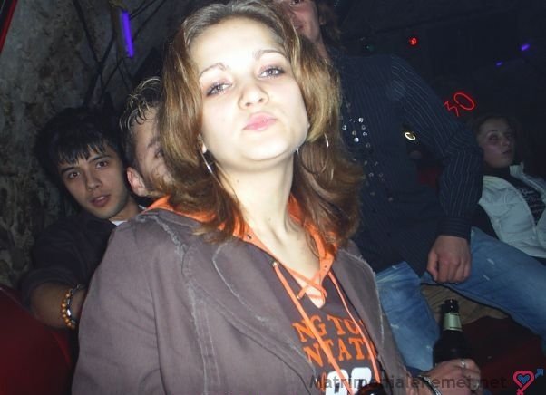 femei pe facebook cu nr de telefon