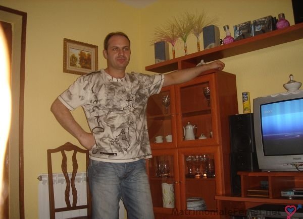 caut partenera din poiana mare