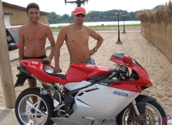 ta i care i fut fete anal