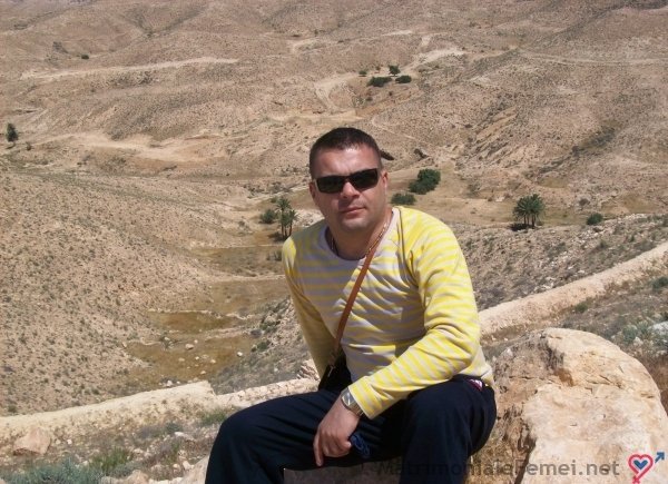 poze cu fete din discoteca