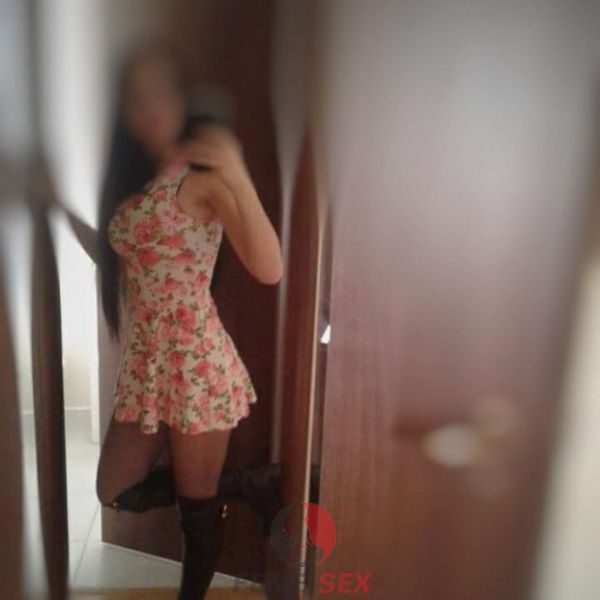 mama blocata cu mana in chiuveta si fututa de fiul ei download filmulet