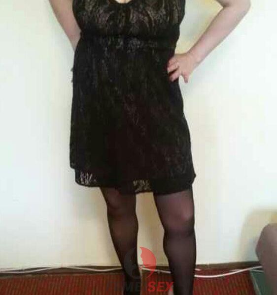 fotografii cu femei in chiloti transparenti