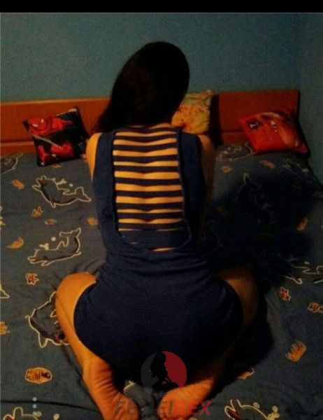 perverse mature plinute excorte